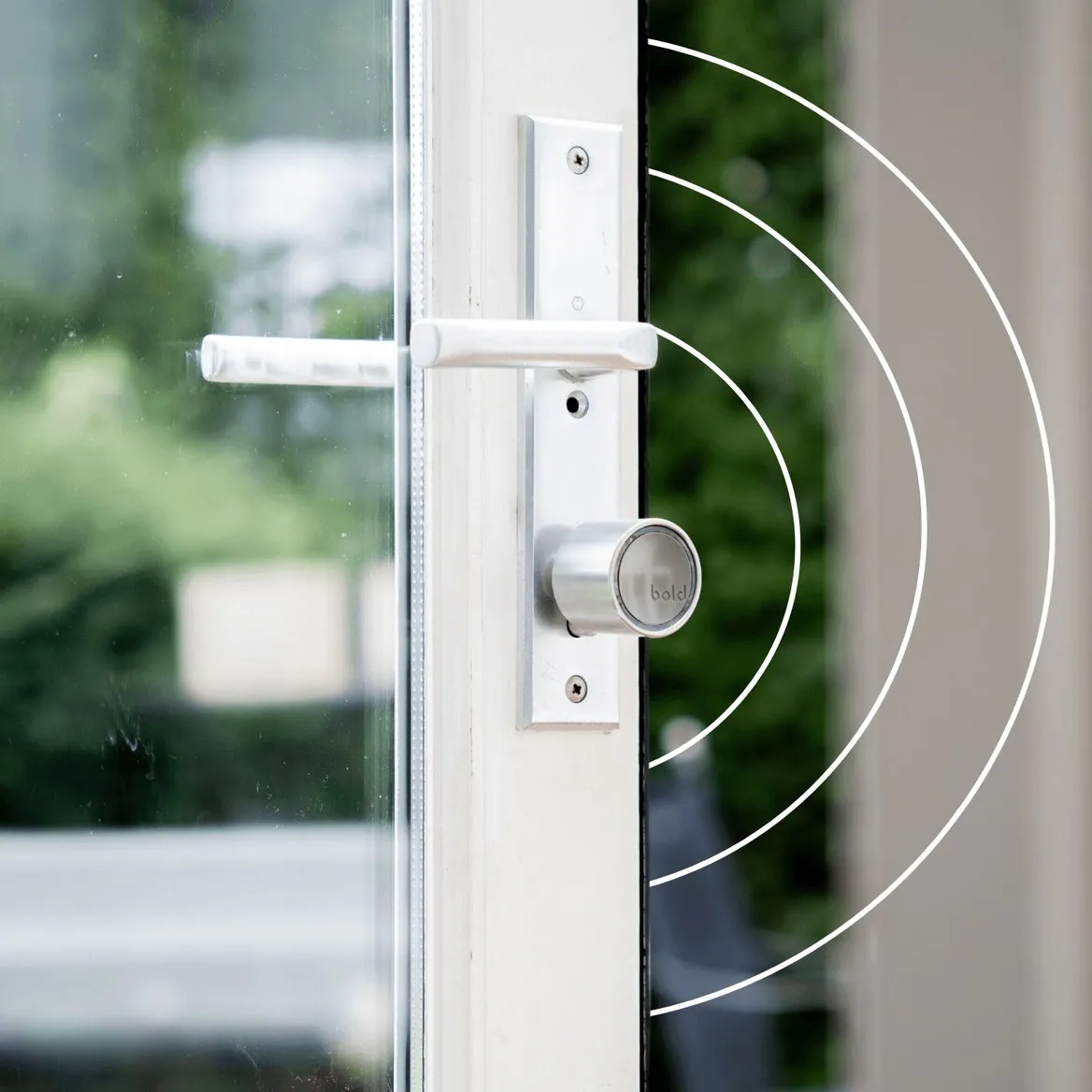 A Bold lock on a door, with arcs marking how far its Bluetooth reaches
